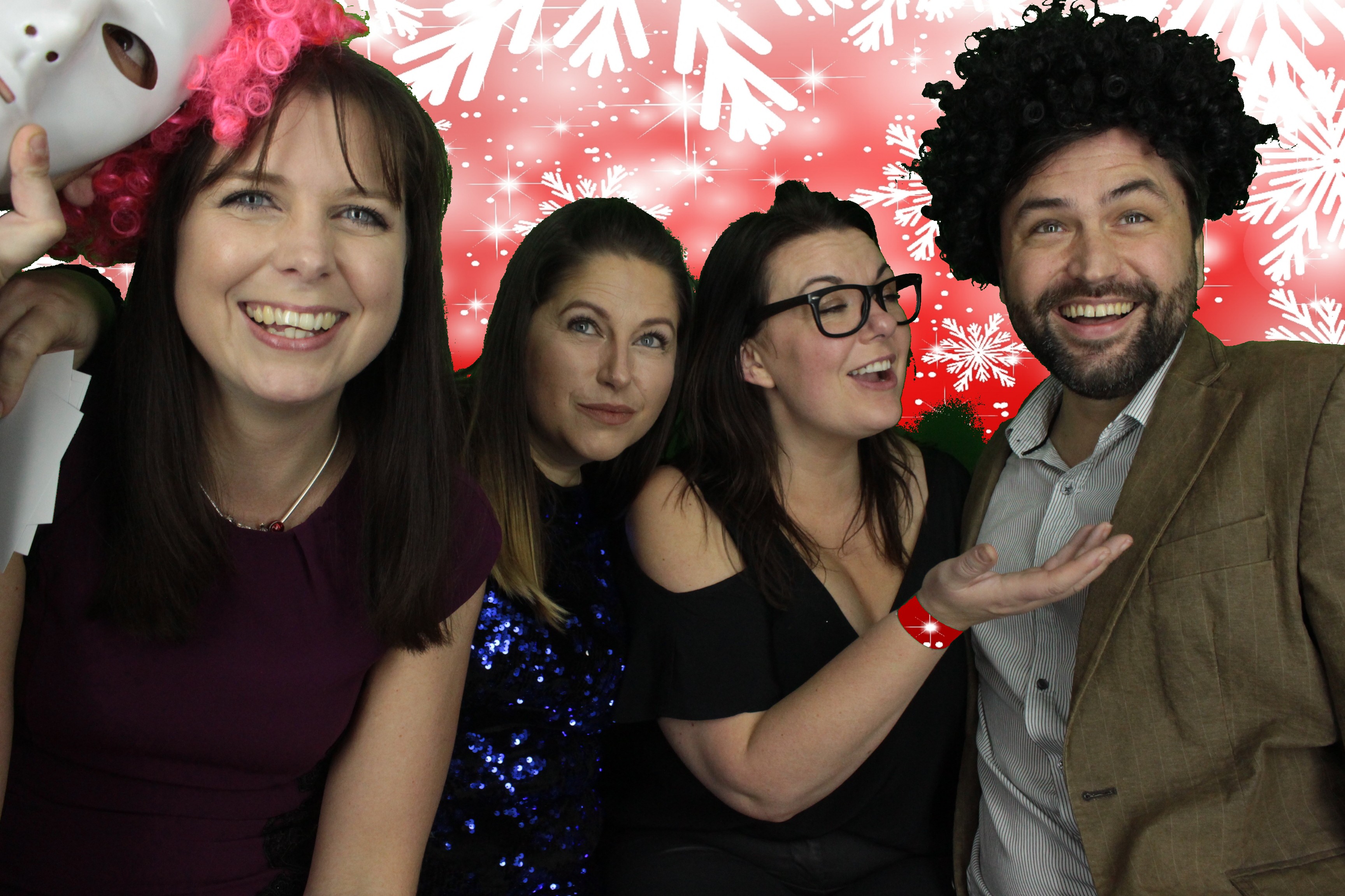 One Line Christmas Party | View more photos from the event at gallery.myphotoboothexperience.co.uk/u/MyPhotoBoothExperienceLtd/One-Line-Christmas-Party
